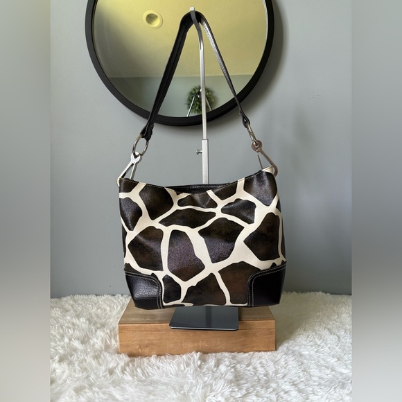 Bueno Handbags - Bueno Cream and Brown Shoulder Bag